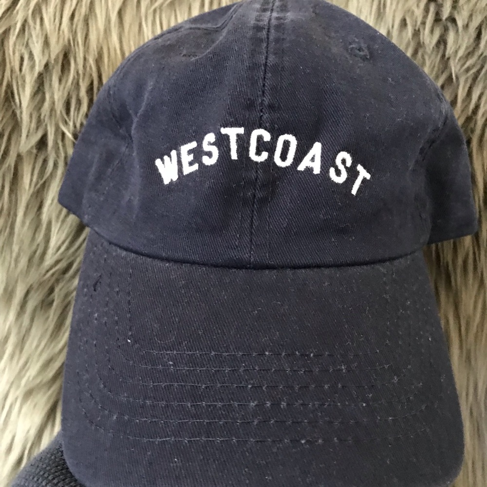 Brandy Melville Westcoast dad cap